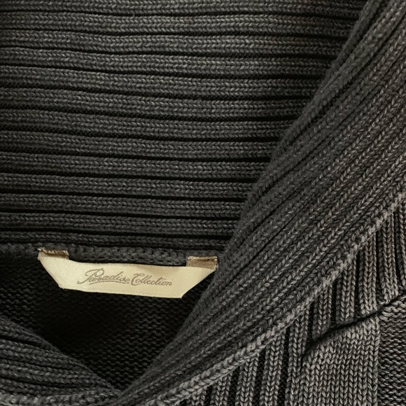 Men’s size large black sweater - Picture 3 of 3